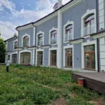 Реконструкция, монтаж инженерных систем, чистовая отделка коттеджа (1400 м2)